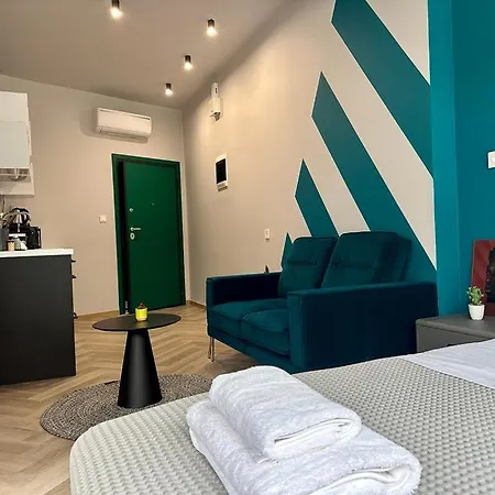 - Perfect For Families & Groups Apartment Athens
